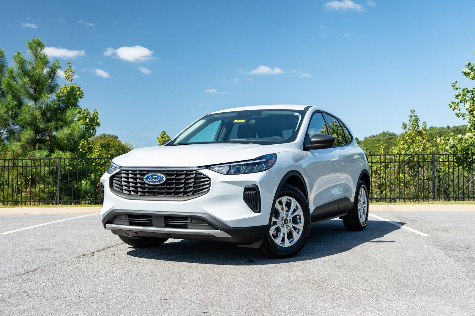 New 2026 Ford Escape Active w/ Tech Pack #1 FWD image 1