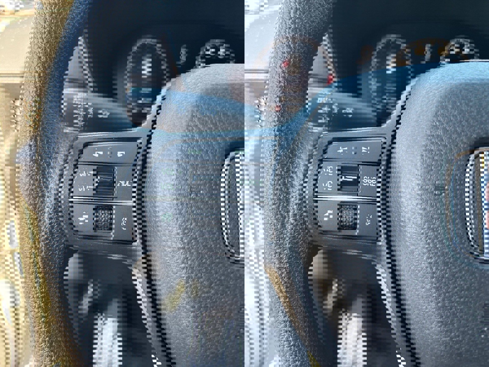 Used 2024 Honda CR-V EX image 30