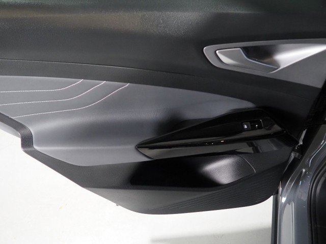 Used 2024 Volkswagen ID.4 S image 54