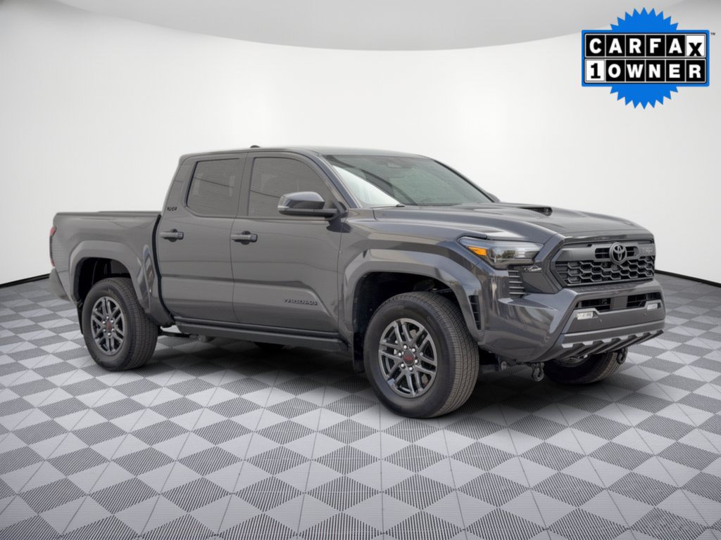 Used 2024 Toyota Tacoma TRD Sport w/ TRD Sport Upgrade Package AWD/4WD image 7