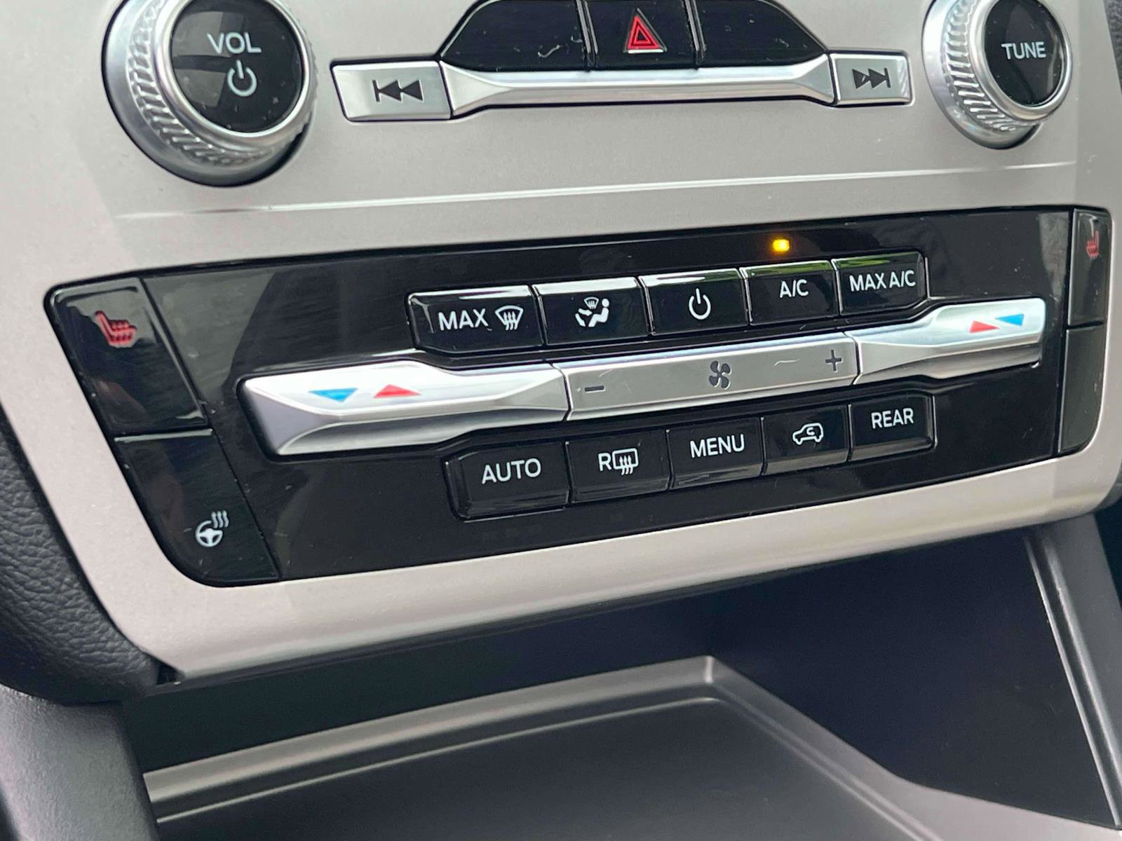 Certified 2023 Ford Explorer XLT w/ Equipment Group 202A image 14