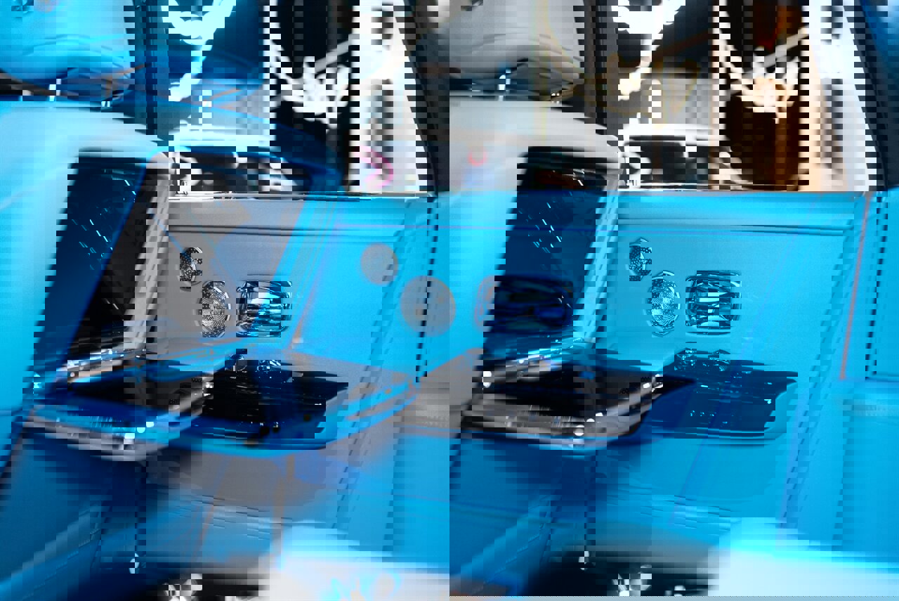 Used 2025 Rolls-Royce Phantom Sedan image 10