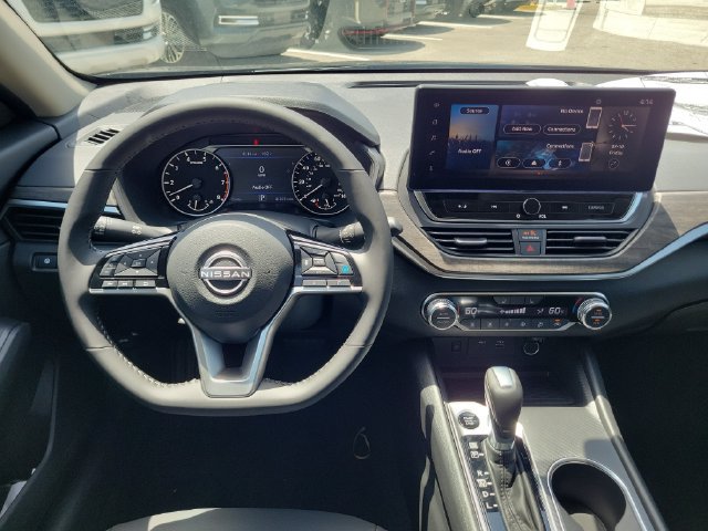 New 2026 Nissan Altima 2.5 SV w/ SV Premium Package FWD image 14