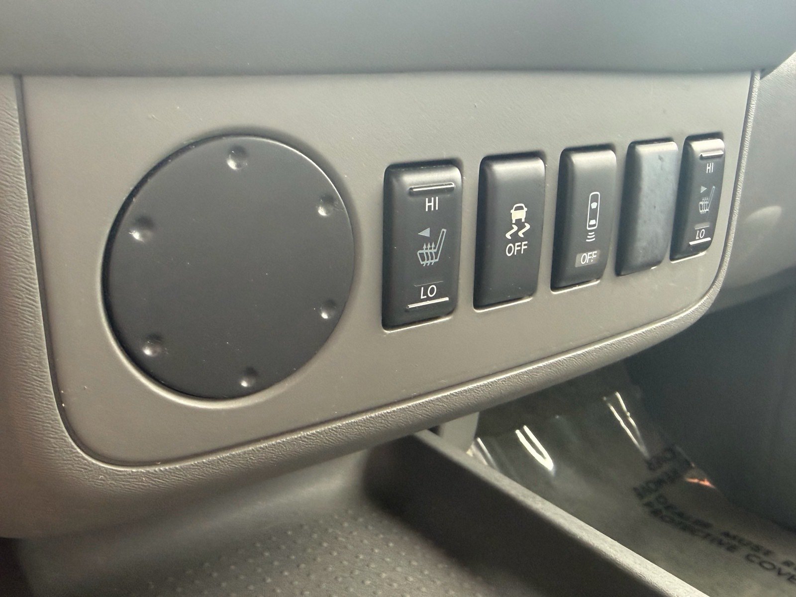 Used 2017 Nissan Frontier SV w/ SV Value Truck Package RWD image 22