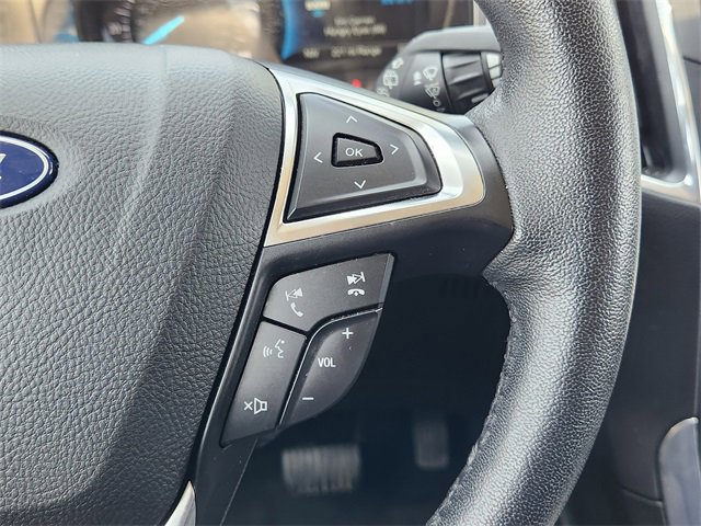 Used 2022 Ford Edge Titanium image 31