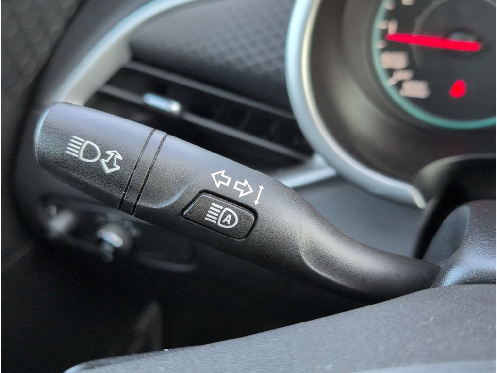 Used 2024 Chevrolet Malibu LT image 25