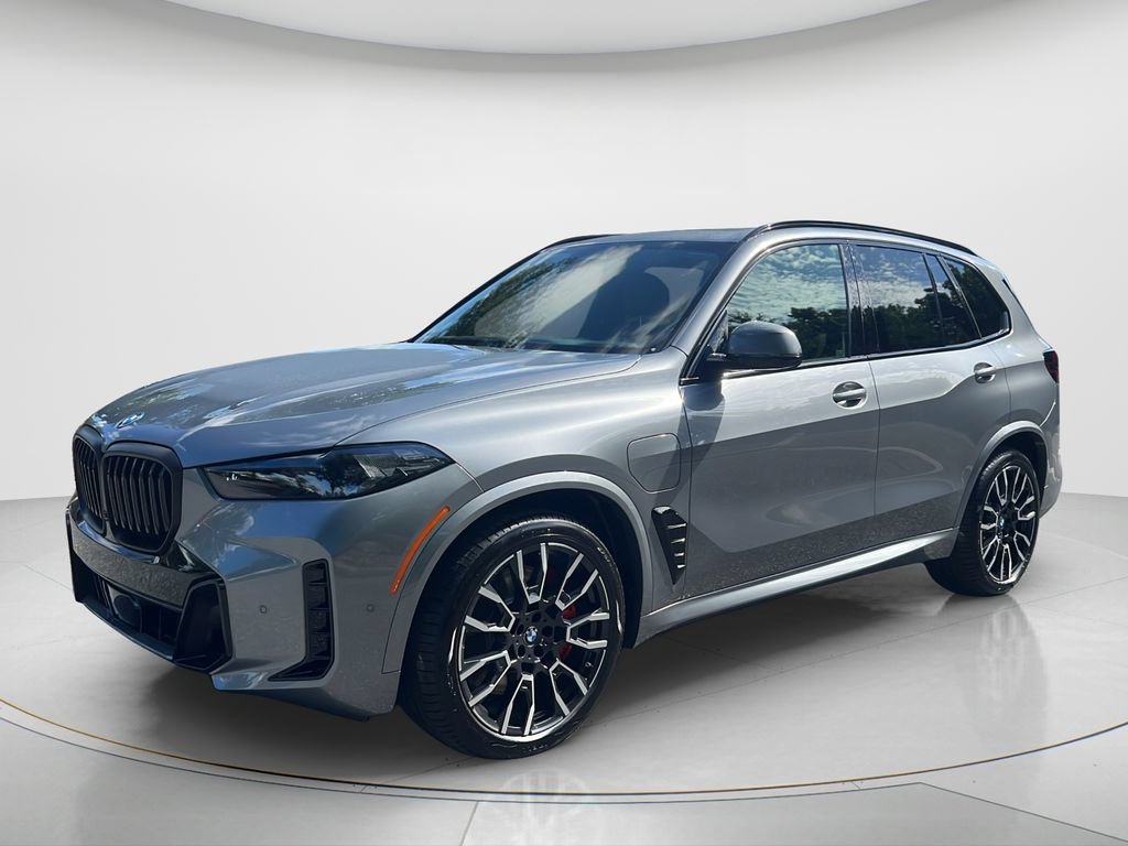 New 2026 BMW X5 xDrive50e w/ M Sport Package