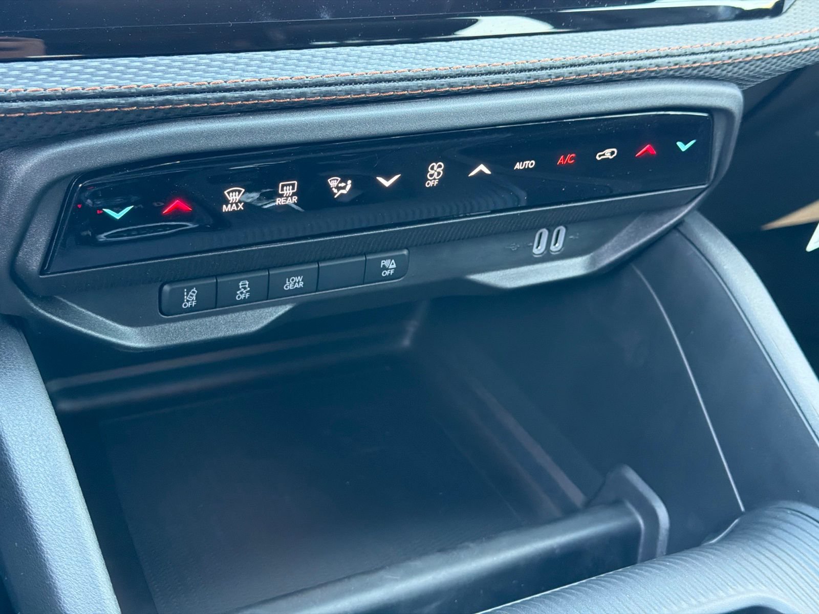 New 2026 Jeep Cherokee Overland AWD/4WD image 25