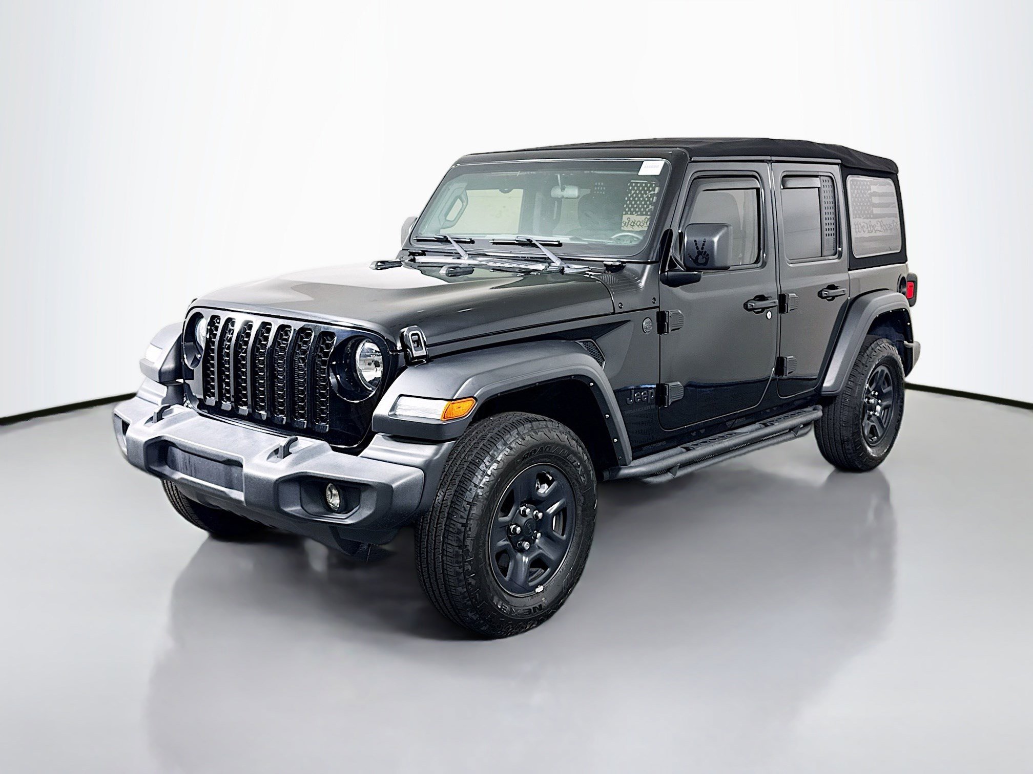 Used 2024 Jeep Wrangler Sport image 4