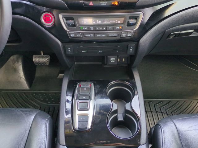 Used 2018 Honda Pilot Touring image 19