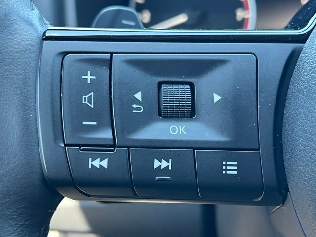 Used 2023 Nissan Rogue SV w/ SV Premium B Package AWD/4WD image 19