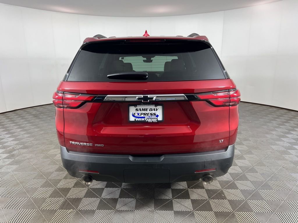 Used 2023 Chevrolet Traverse LT w/ Rear Camera Mirror Package image 8