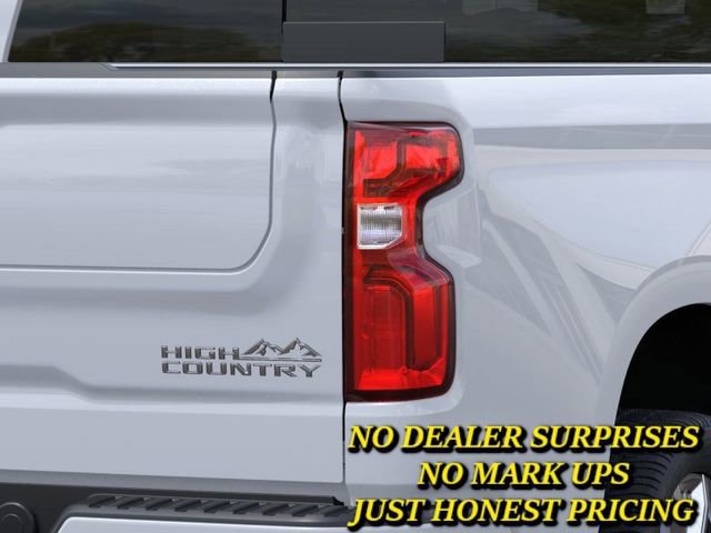 New 2026 Chevrolet Silverado 1500 High Country AWD/4WD image 11