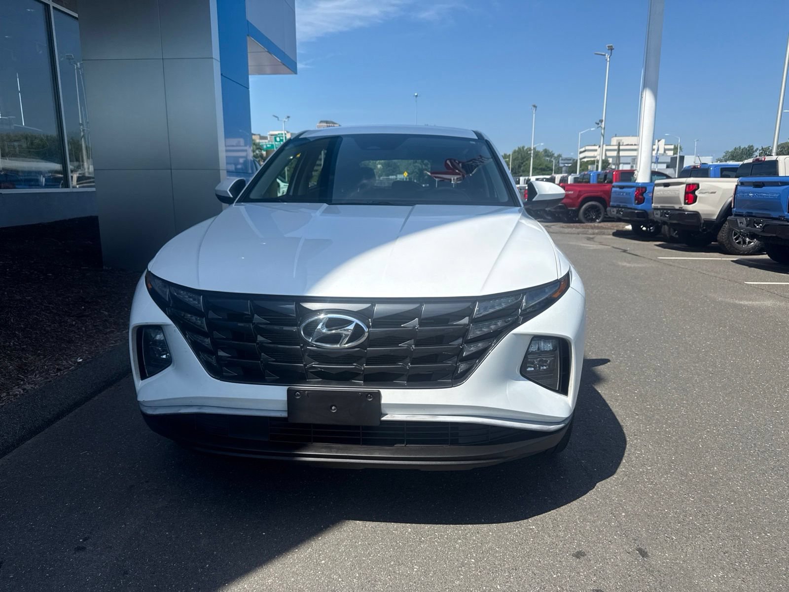 Used 2022 Hyundai Tucson SE AWD/4WD image 2