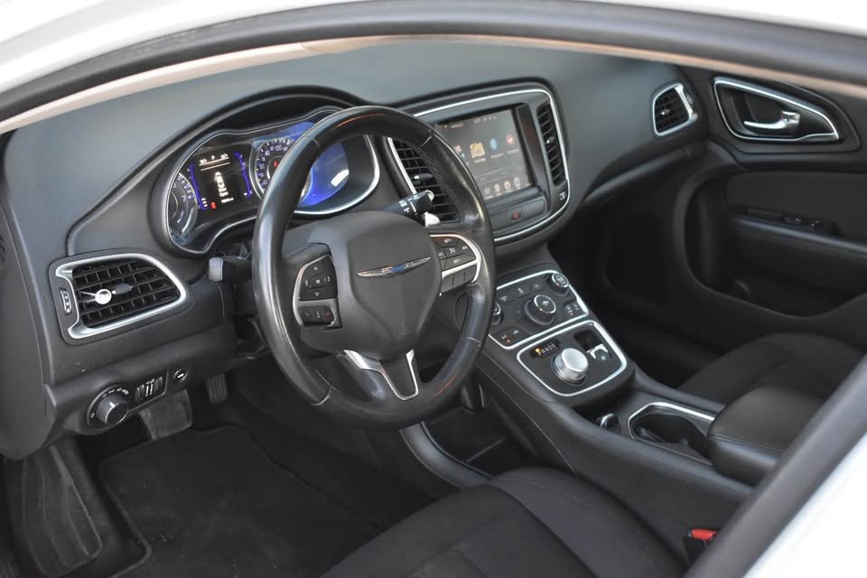 Used 2016 Chrysler 200 Limited w/ Anniversary Edition image 8
