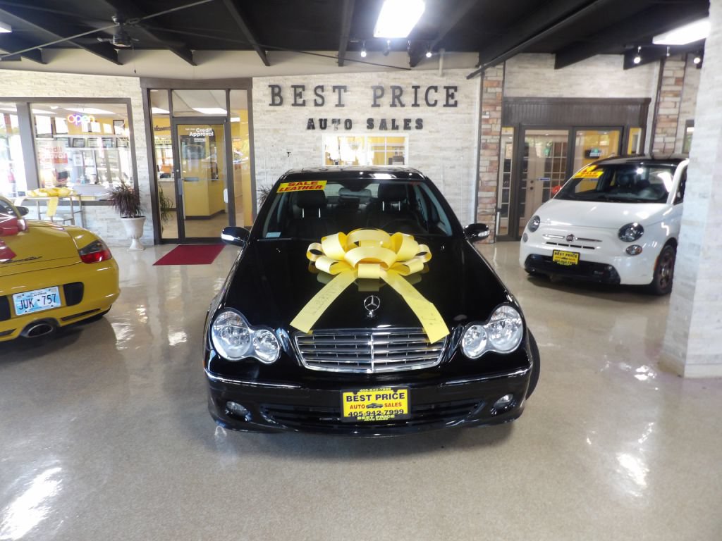Used 2006 Mercedes-Benz C 350 Sedan image 2