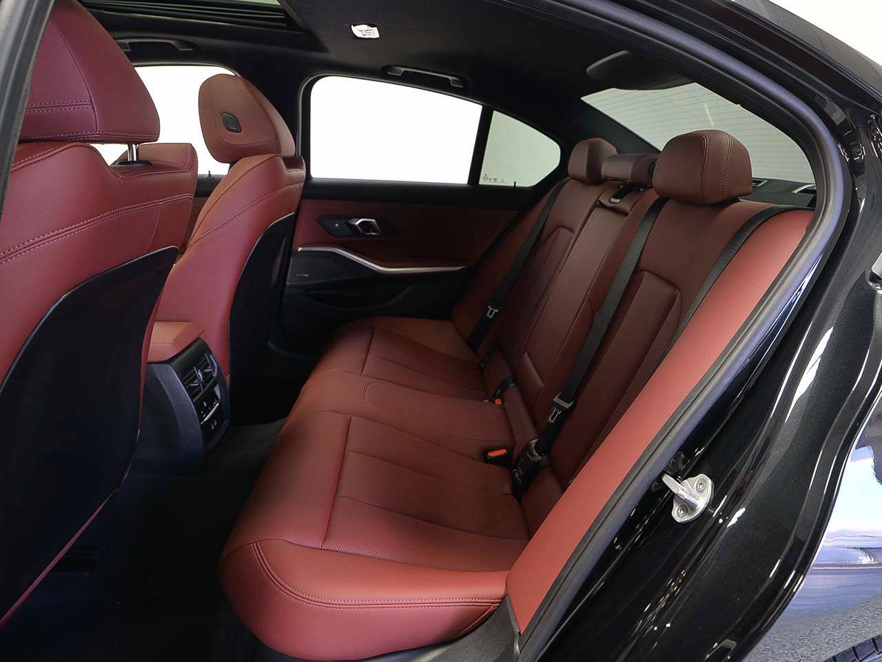 Certified 2025 BMW M340i RWD image 11
