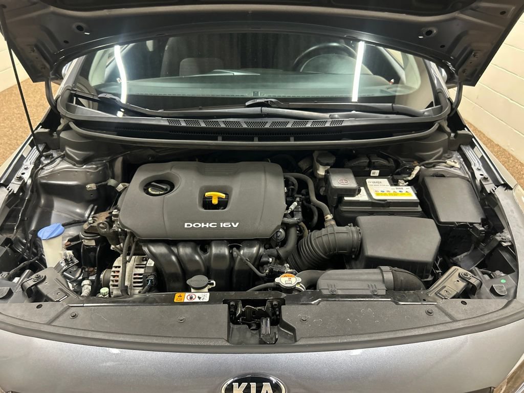 Used 2018 Kia Forte S FWD image 12