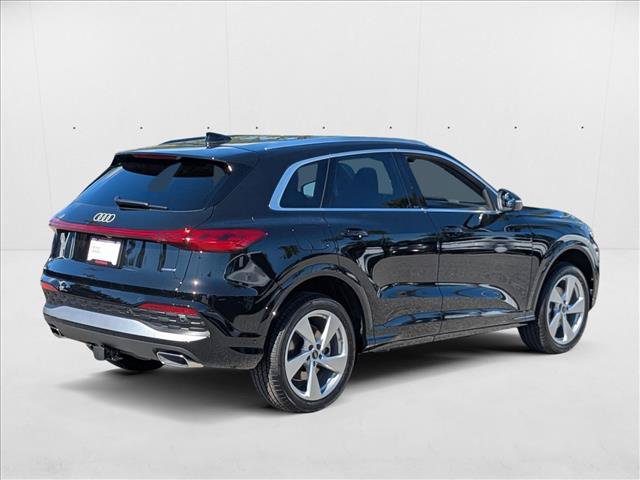 New 2025 Audi Q5 Premium w/ Premium Plus AWD/4WD image 2