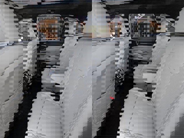 New 2025 Kia Sorento SX Prestige image 18