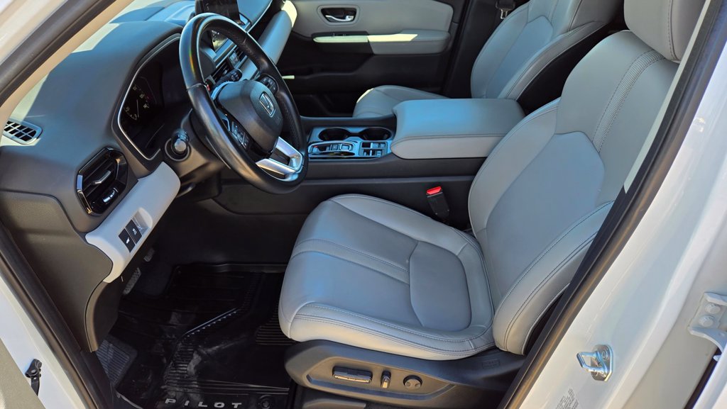 Used 2023 Honda Pilot EX-L image 13