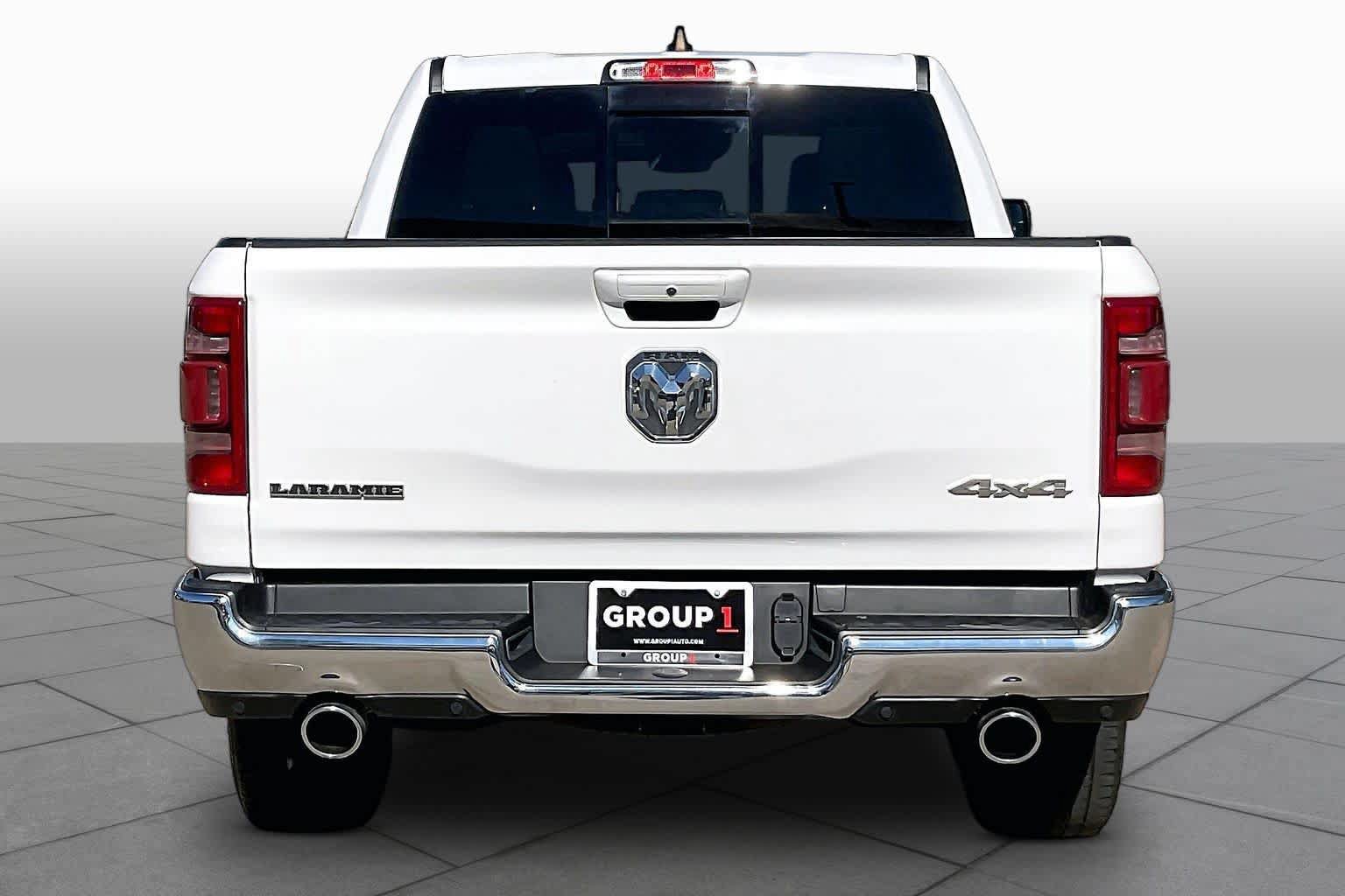 Used 2024 RAM 1500 Laramie AWD/4WD image 5