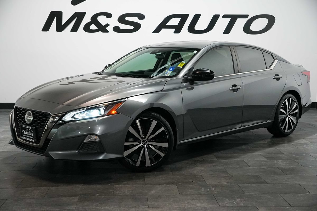 Used 2021 Nissan Altima 2.5 SR FWD image 2