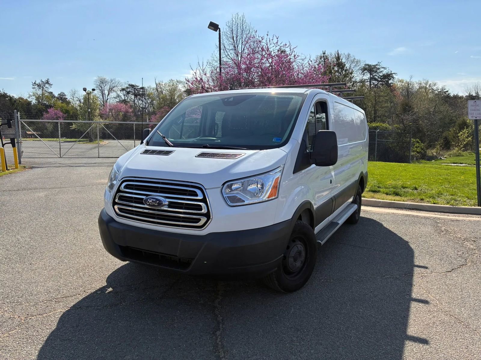 Used 2018 Ford Transit 250 130 Low Roof w/ Exterior Upgrade Package image 2