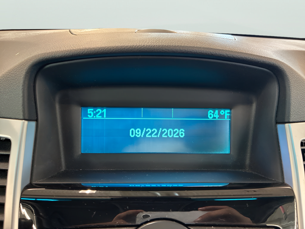 Used 2011 Chevrolet Cruze LT FWD image 27