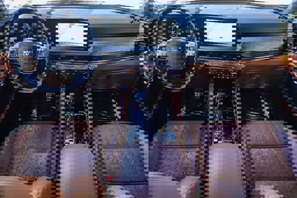 Certified 2024 Kia Telluride SX Prestige X-Line image 11