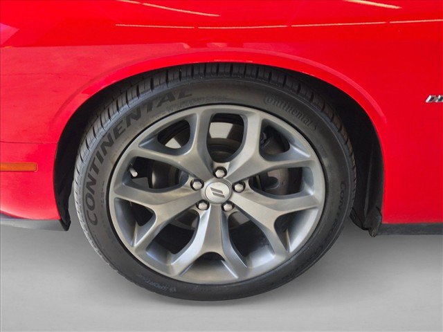 Used 2017 Dodge Challenger R/T Plus RWD image 28