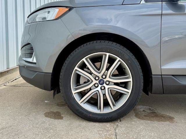 Certified 2021 Ford Edge Titanium AWD/4WD image 36