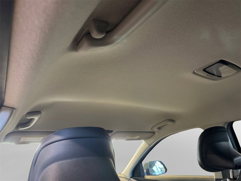 Certified 2023 Kia Niro EX image 23