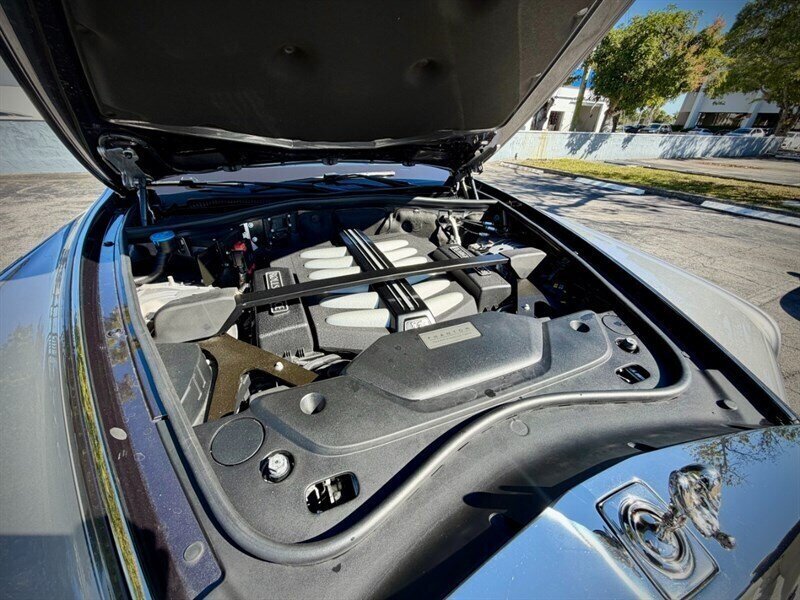 Used 2018 Rolls-Royce Phantom Sedan RWD image 5