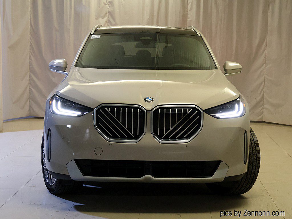 Certified 2025 BMW X3 xDrive30i w/ Premium Package AWD/4WD image 5