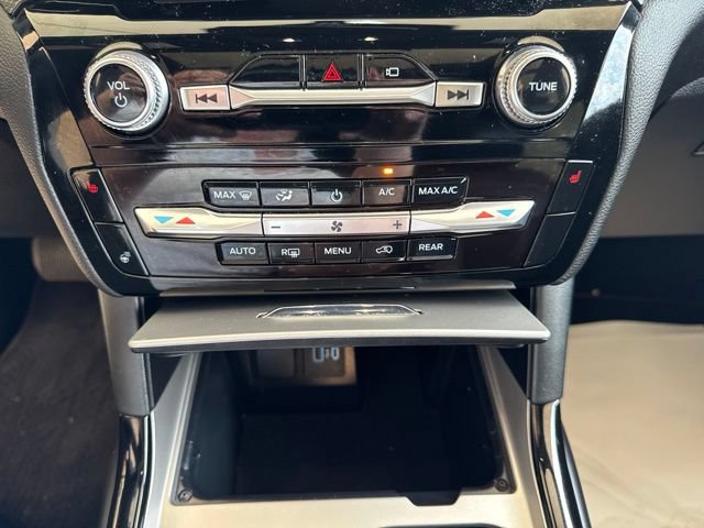 Used 2023 Ford Explorer ST-Line w/ Class IV Trailer Tow Package AWD/4WD image 19