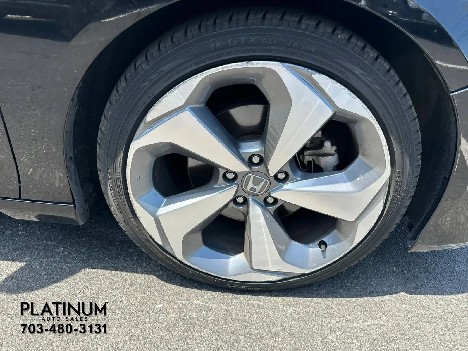 Used 2020 Honda Accord Touring image 21