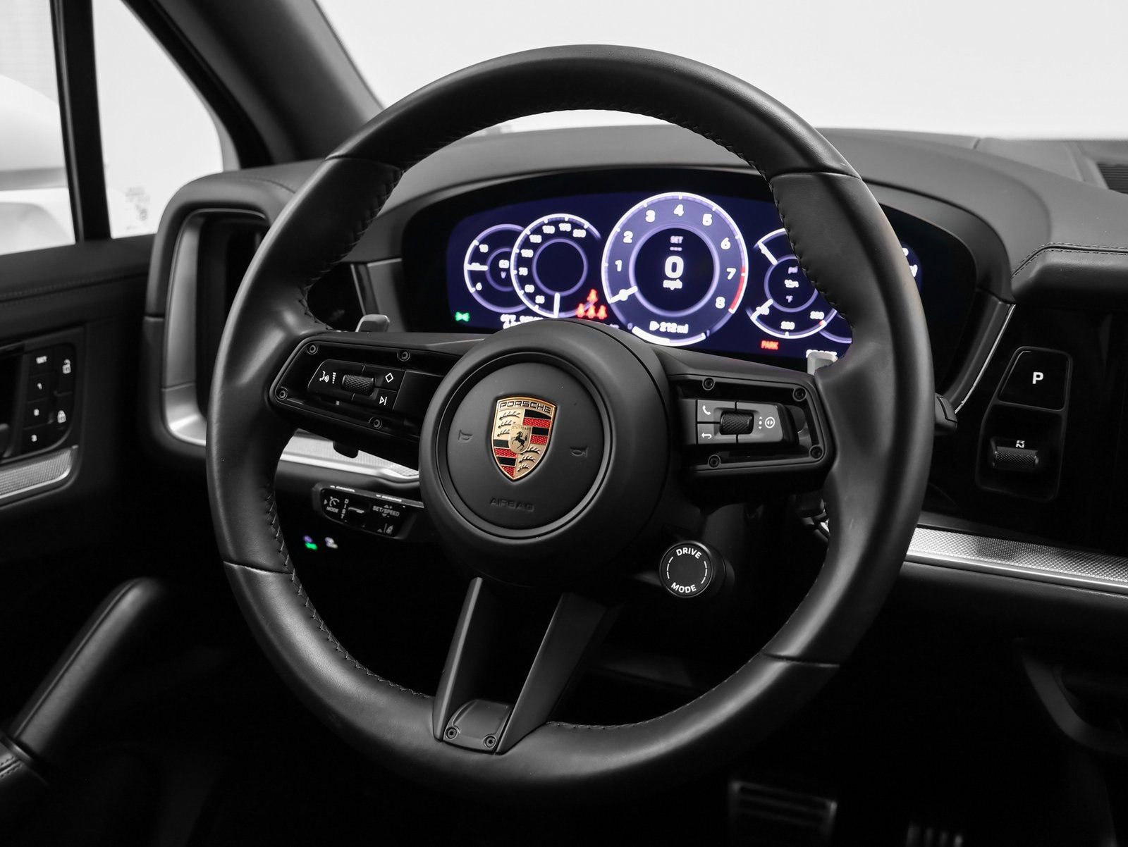 Certified 2026 Porsche Cayenne S image 33