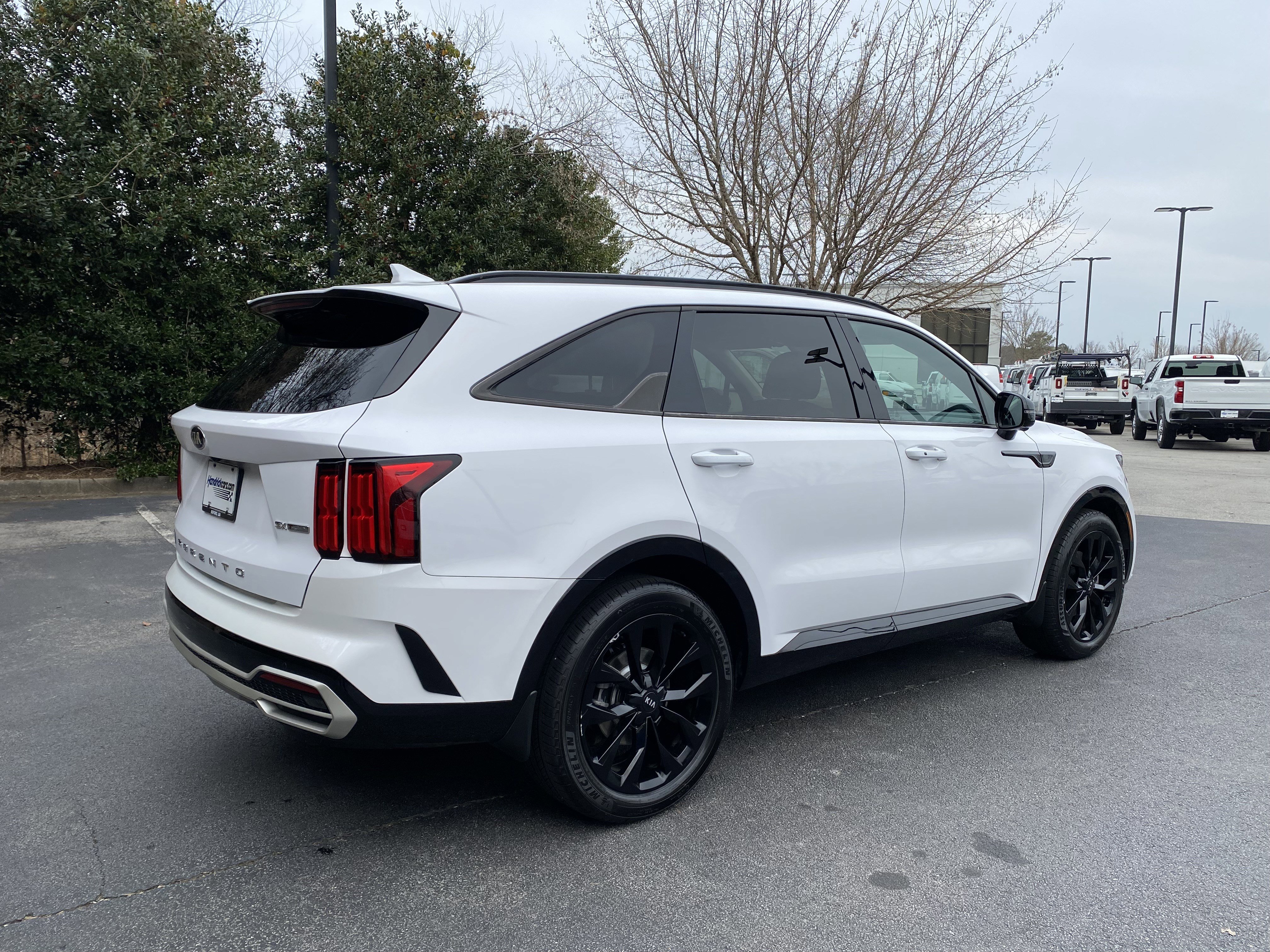 Used 2021 Kia Sorento SX image 9