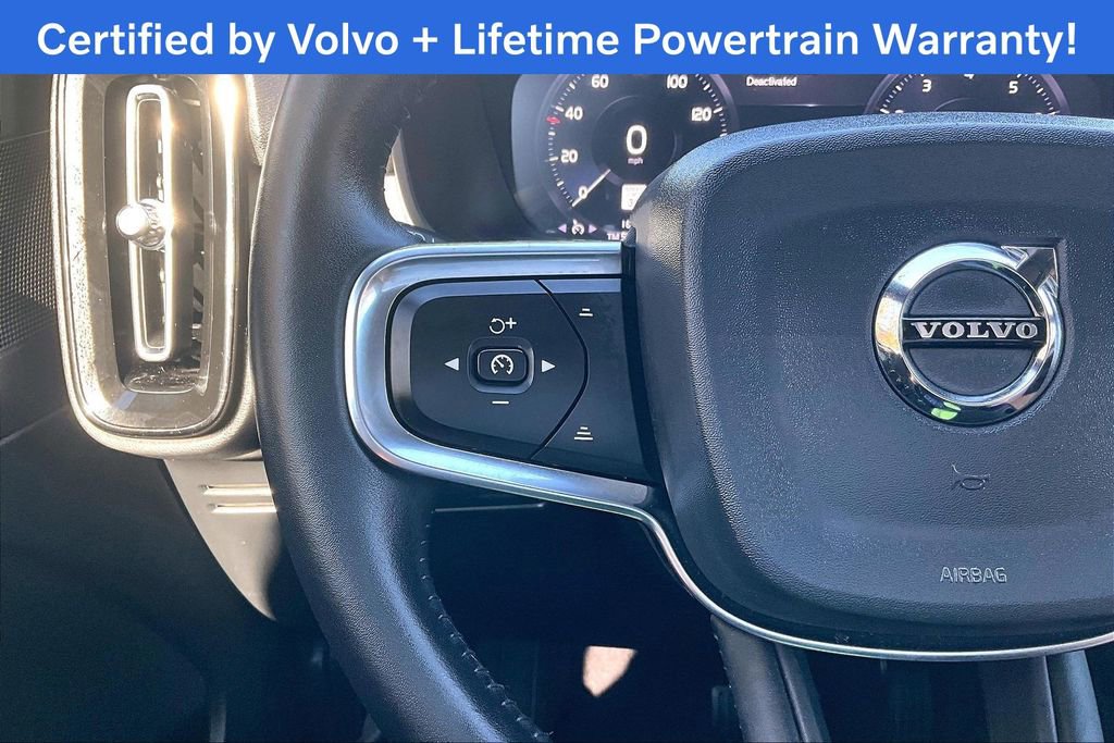 Used 2020 Volvo XC40 T5 Momentum w/ Protection Package Premier image 26