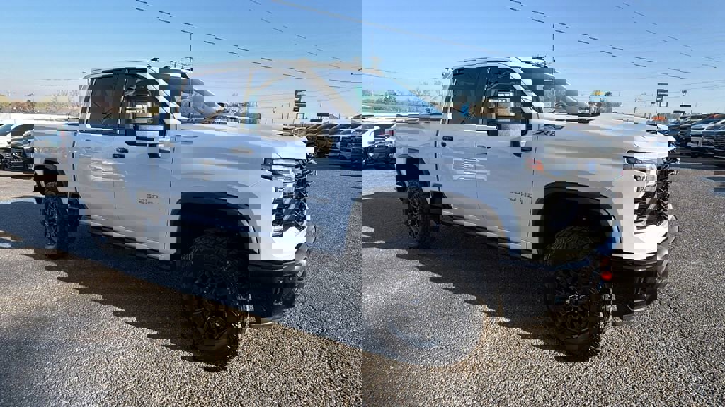 New 2026 Chevrolet Silverado 2500 ZR2 image 3