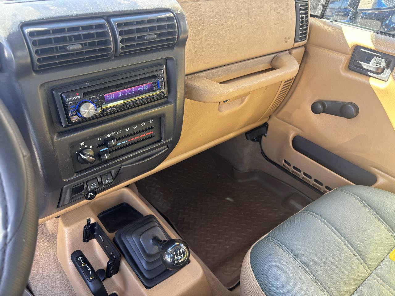 Used 1997 Jeep Wrangler Sahara AWD/4WD image 7