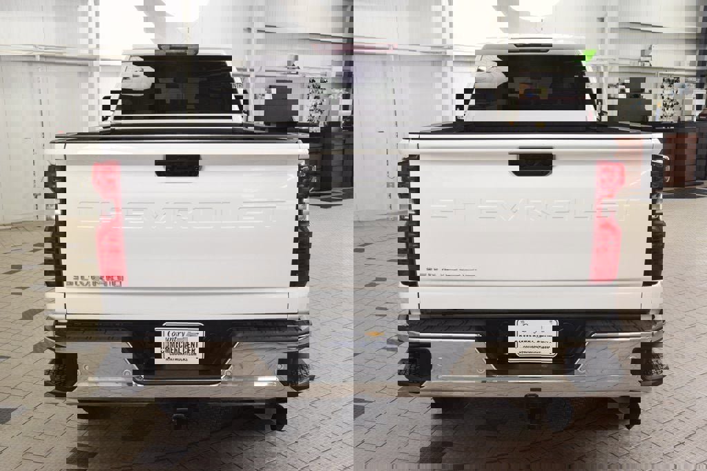 Used 2025 Chevrolet Silverado 3500 W/T w/ WT/CX Safety Package image 4
