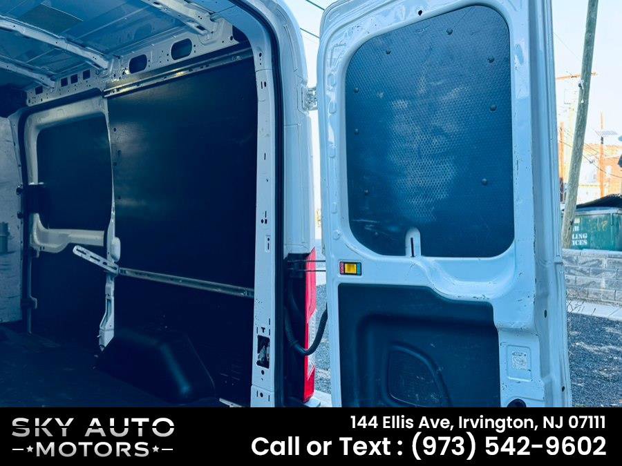 Used 2016 Ford Transit 250 130 Medium Roof w/ Interior Upgrade Package RWD image 15