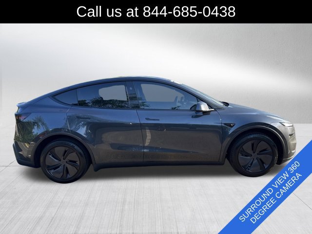 Used 2026 Tesla Model Y 2WD image 4