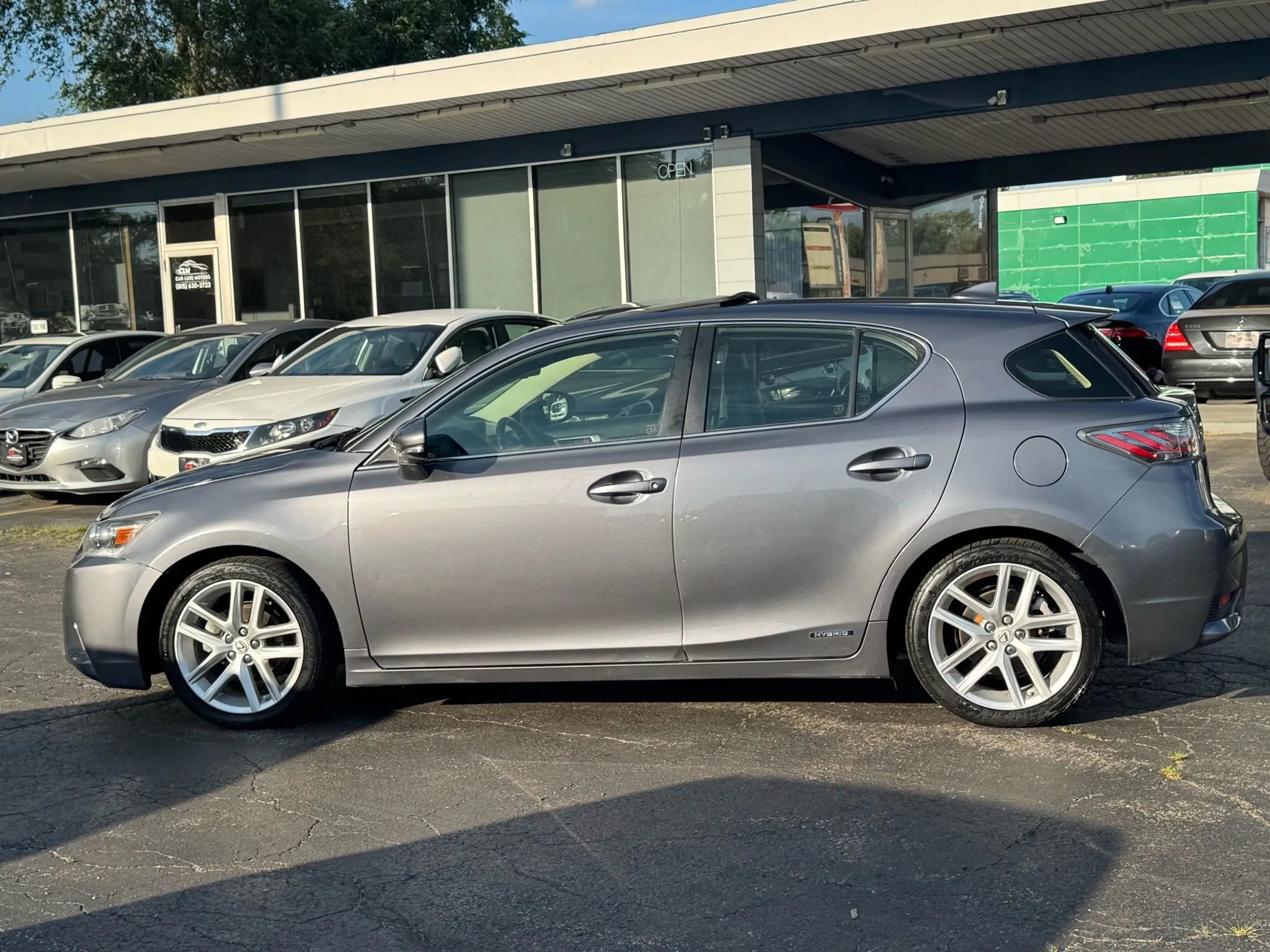 Used 2015 Lexus CT 200h Premium image 6