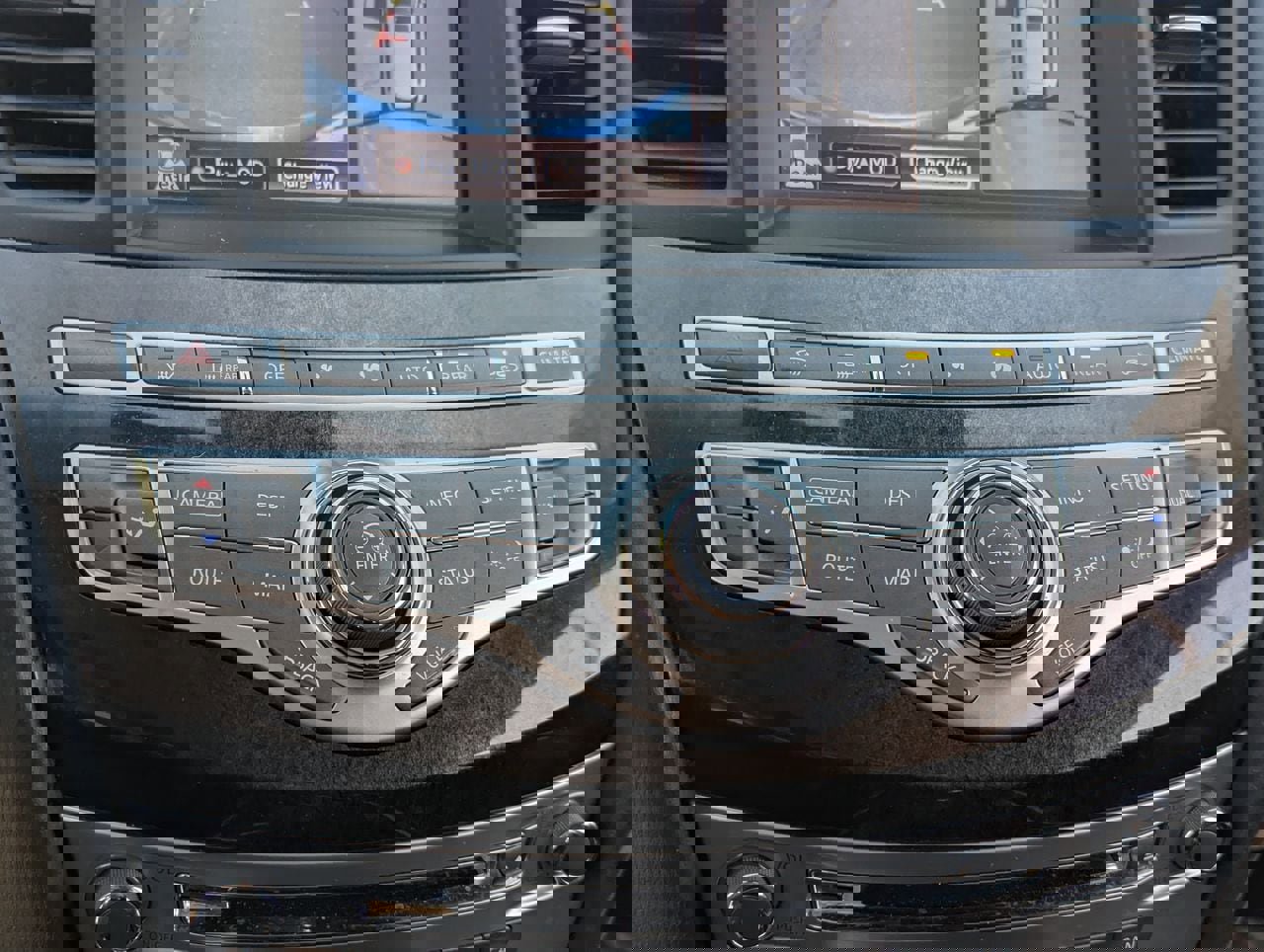 Used 2015 INFINITI QX60 FWD w/ Premium Plus Package image 25