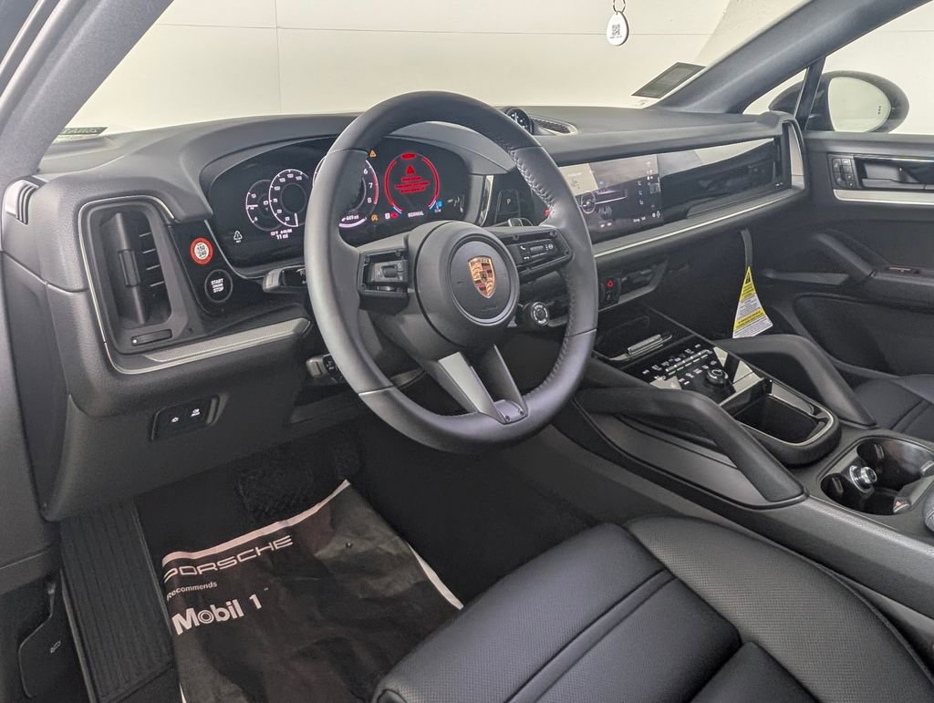 New 2026 Porsche Cayenne Coupe image 4