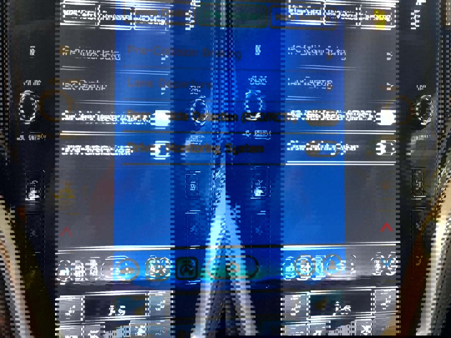 Used 2024 Subaru Outback Limited image 12