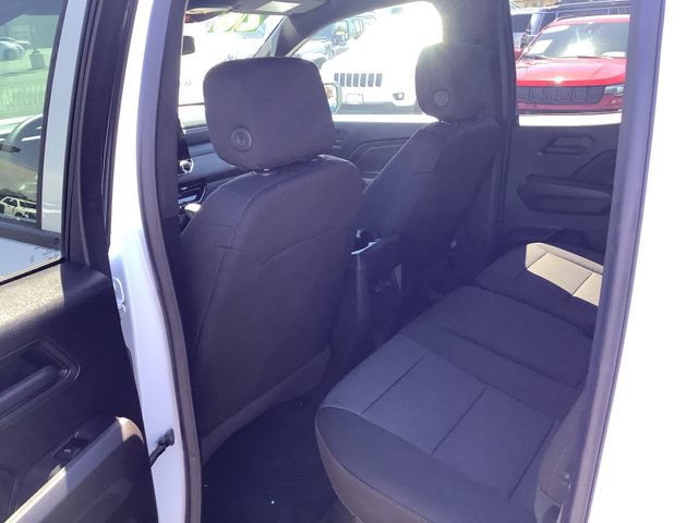 Used 2026 Chevrolet Colorado W/T w/ Advanced Trailering Package RWD image 23
